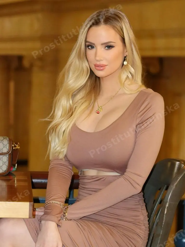 Милослава, 28